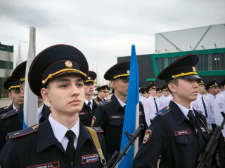 uLFNv7d1GoY